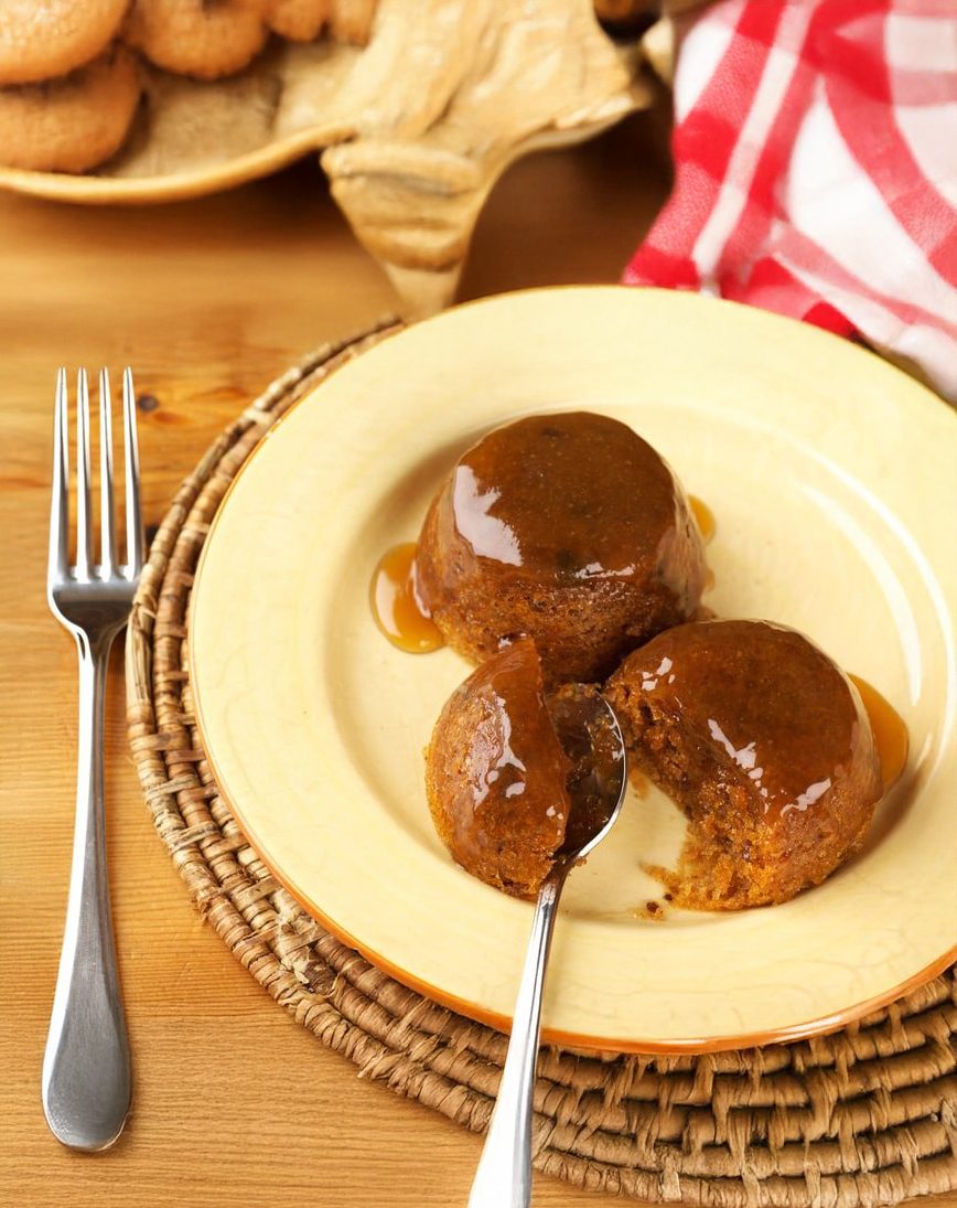 STICKY DATE PUDDING