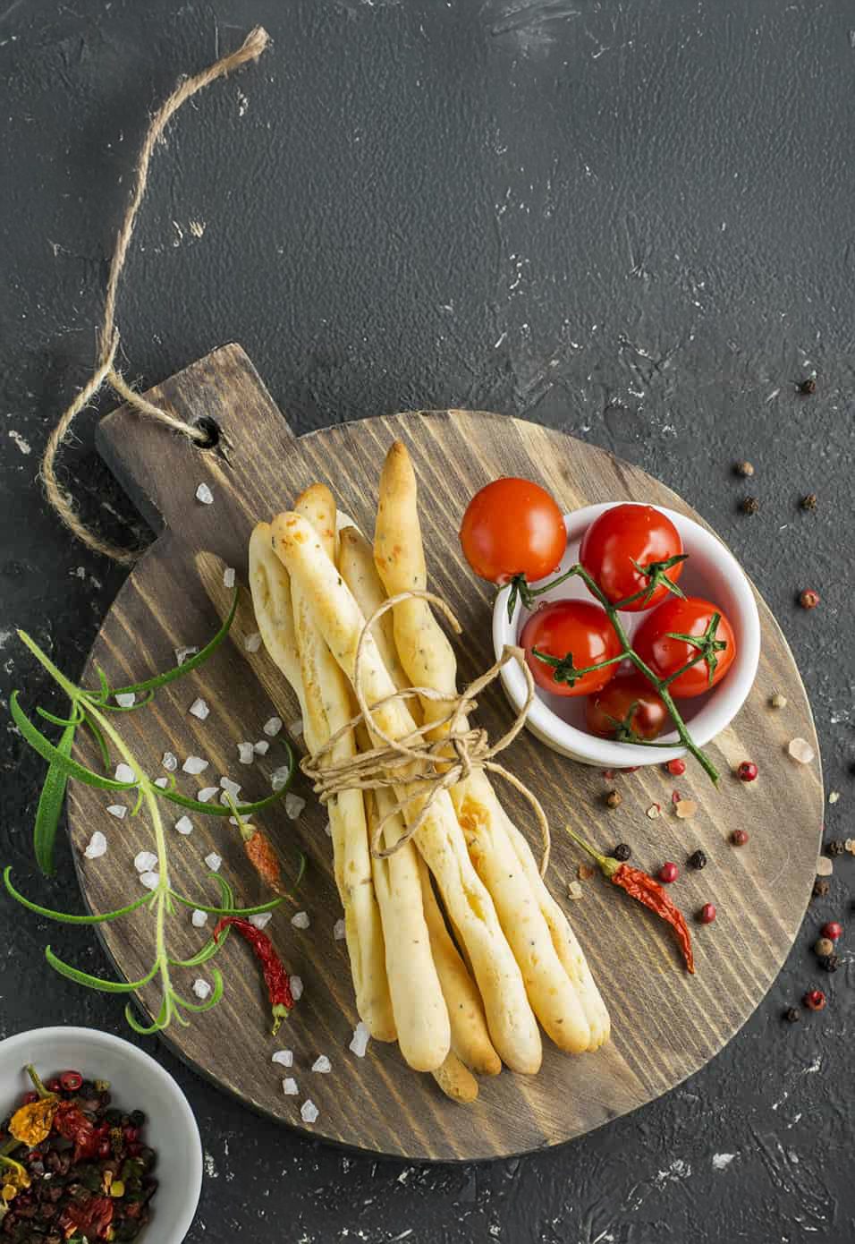 Tomato And Herb Straws